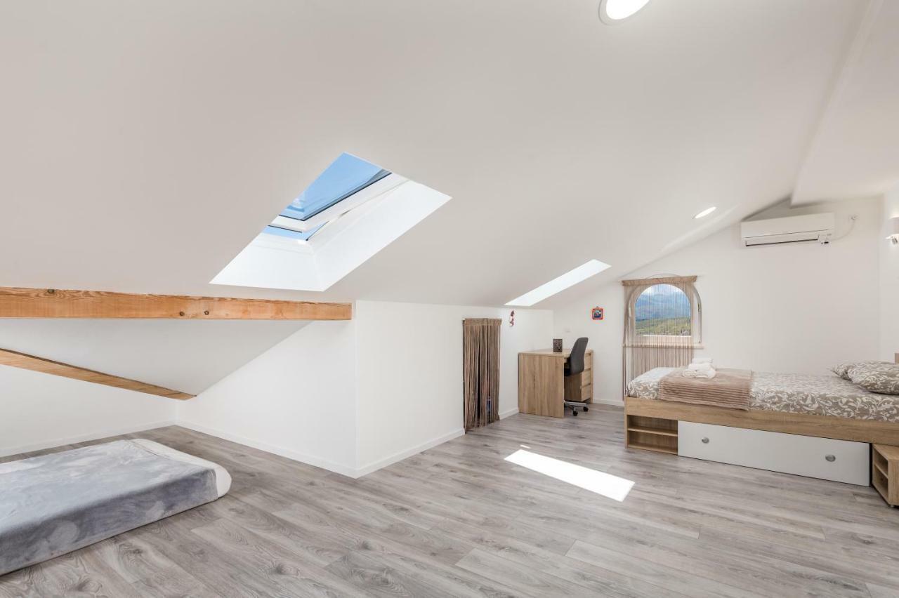 Luxury Apartment La Es Marčelji Екстериор снимка