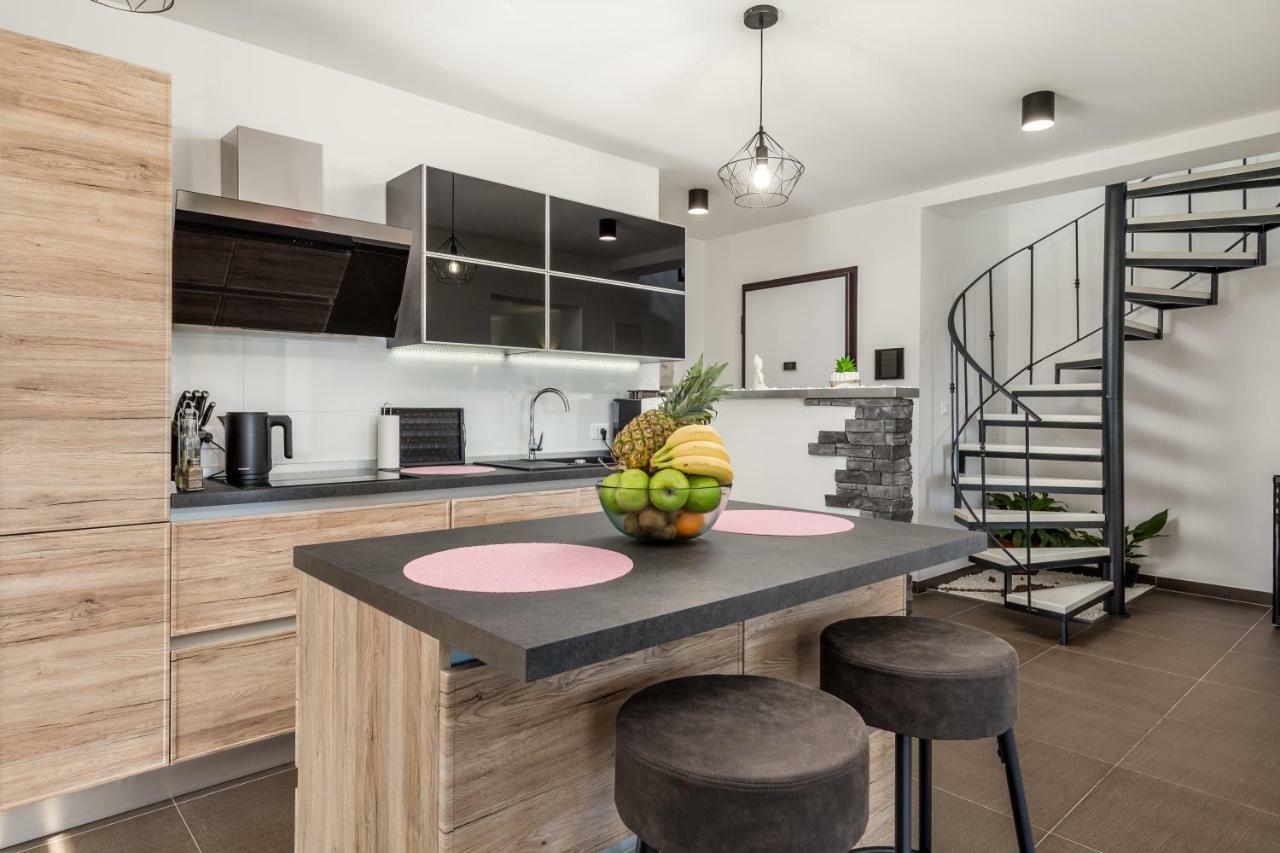 Luxury Apartment La Es Marčelji Екстериор снимка
